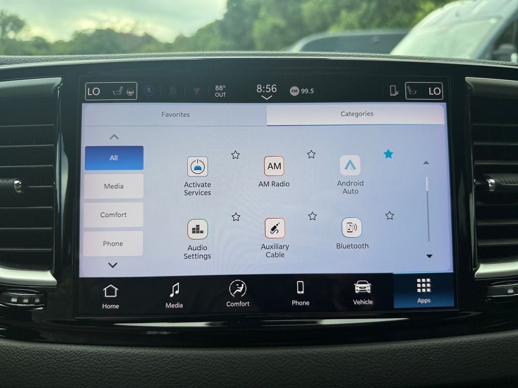 2025 Chrysler Pacifica Select