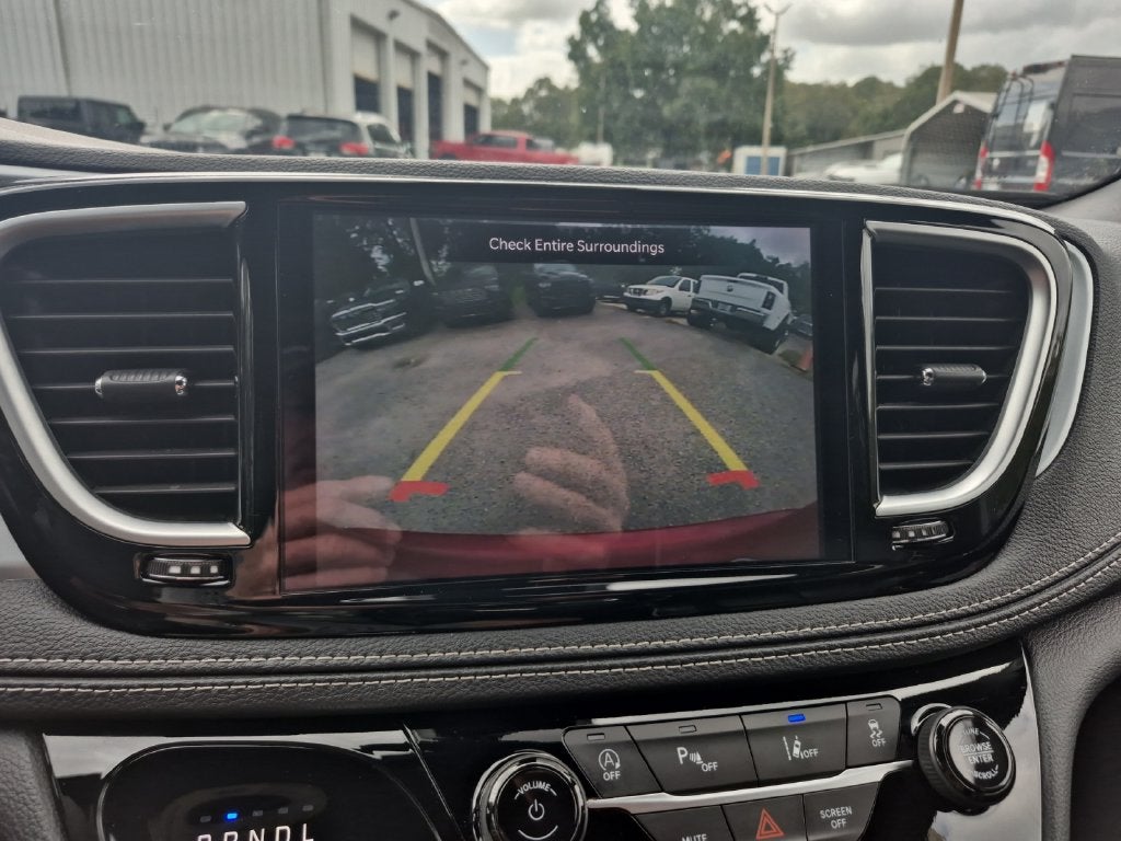 2025 Chrysler Pacifica Limited