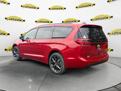 2026 Chrysler Pacifica PACIFICA SELECT AWD