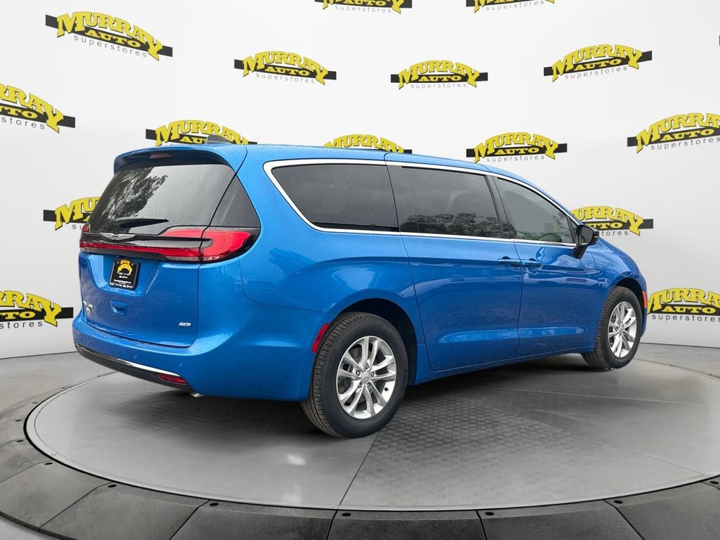 2026 Chrysler Pacifica PACIFICA SELECT AWD