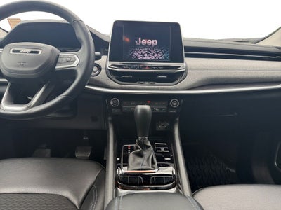 2022 Jeep Compass Latitude FWD