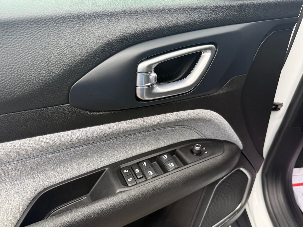 2022 Jeep Compass Latitude FWD