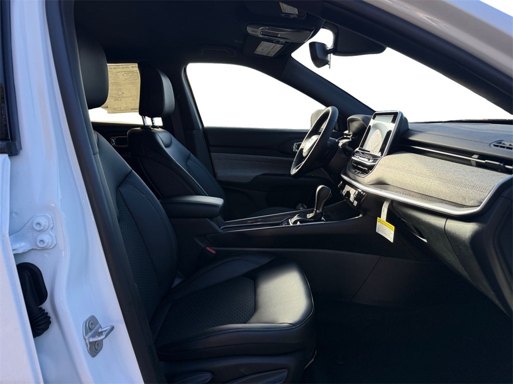 2026 Jeep Compass COMPASS LATITUDE 4X4