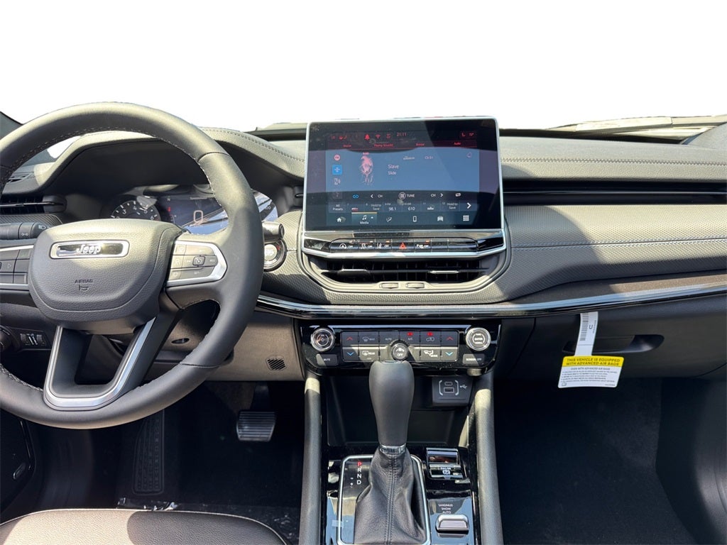 2025 Jeep Compass COMPASS LIMITED 4X4