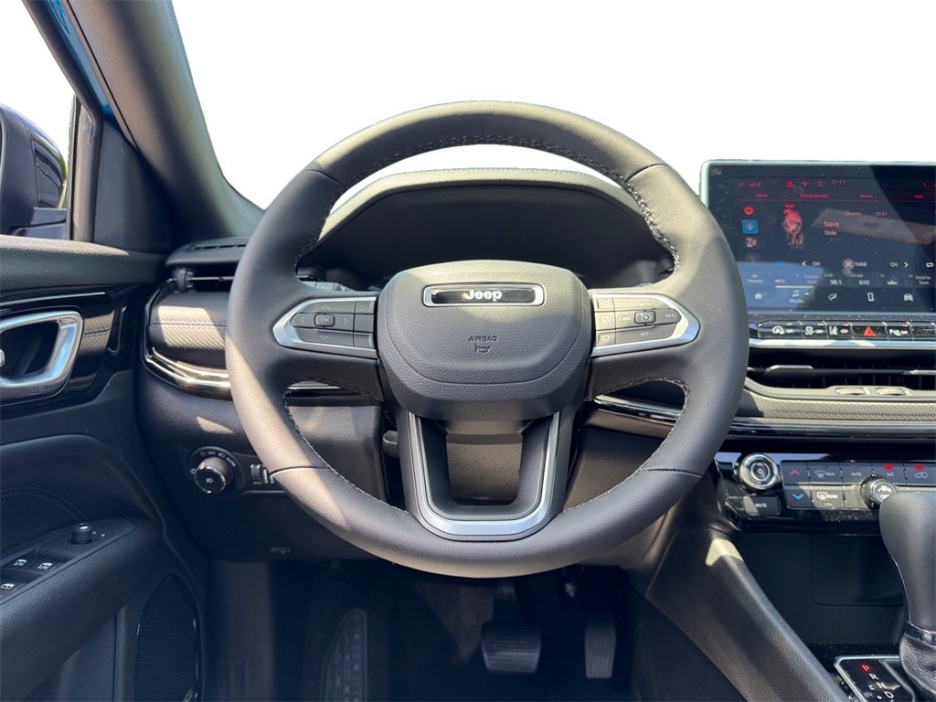 2025 Jeep Compass COMPASS LIMITED 4X4