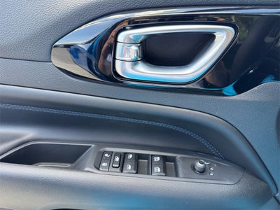 2025 Jeep Compass COMPASS LIMITED 4X4