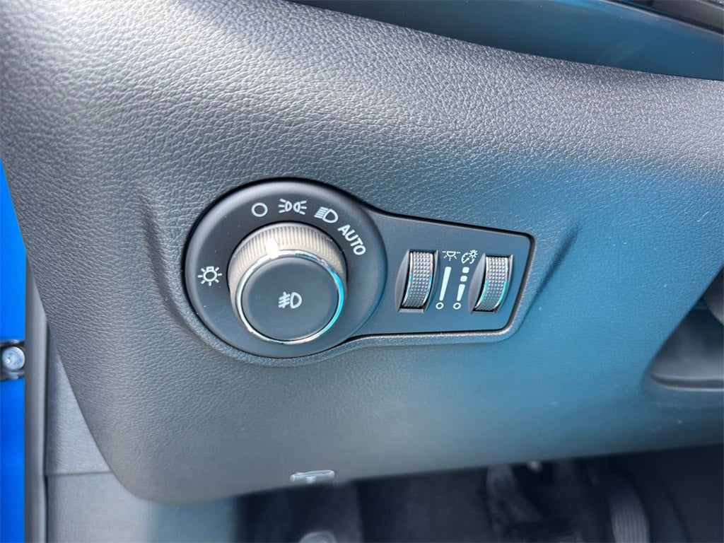 2025 Jeep Compass COMPASS LIMITED 4X4