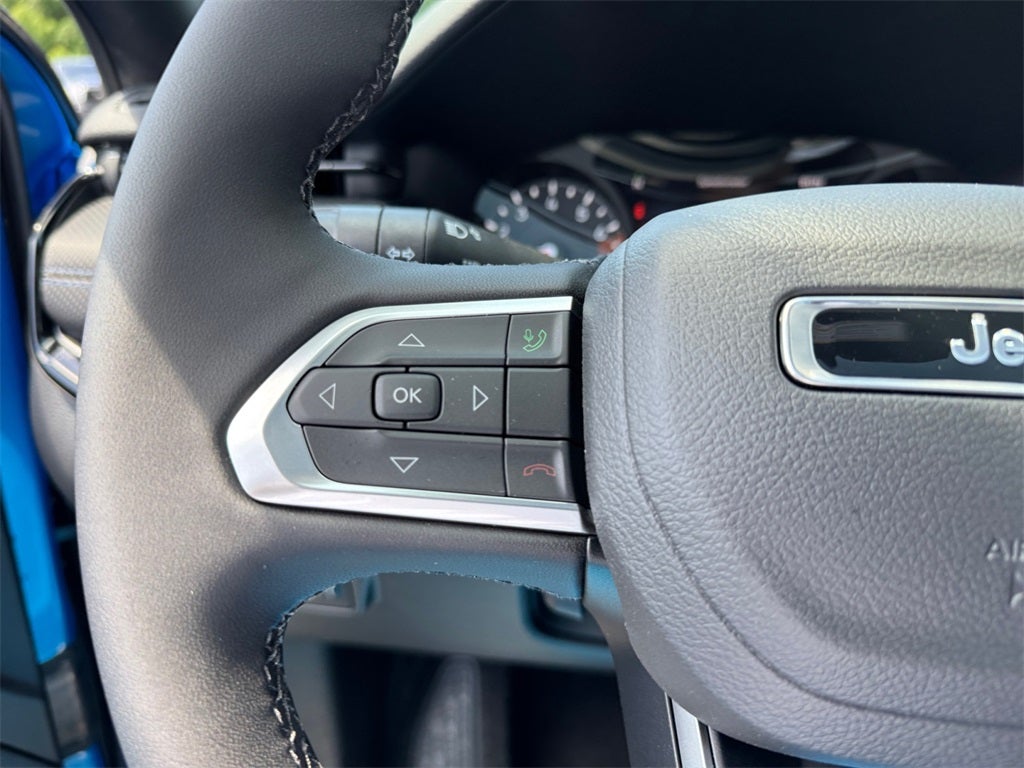 2025 Jeep Compass COMPASS LIMITED 4X4