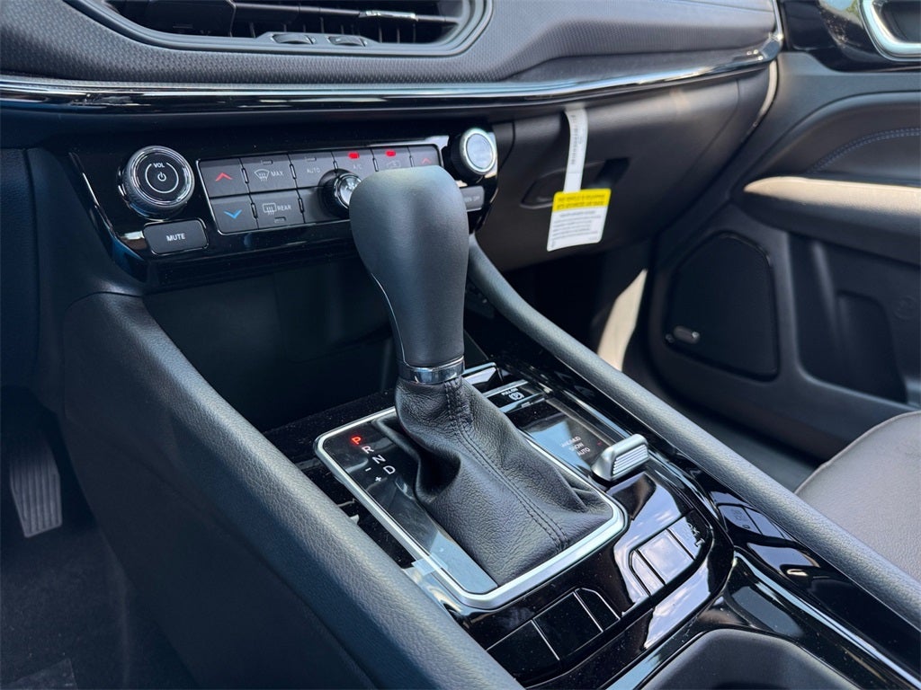 2025 Jeep Compass COMPASS LIMITED 4X4