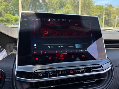 2025 Jeep Compass COMPASS LIMITED 4X4