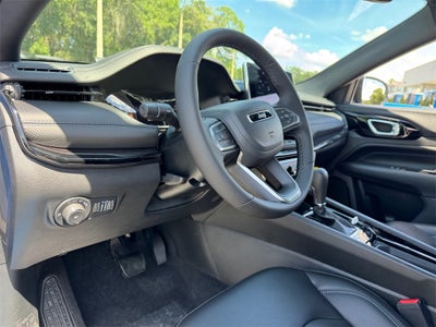 2025 Jeep Compass COMPASS LIMITED 4X4