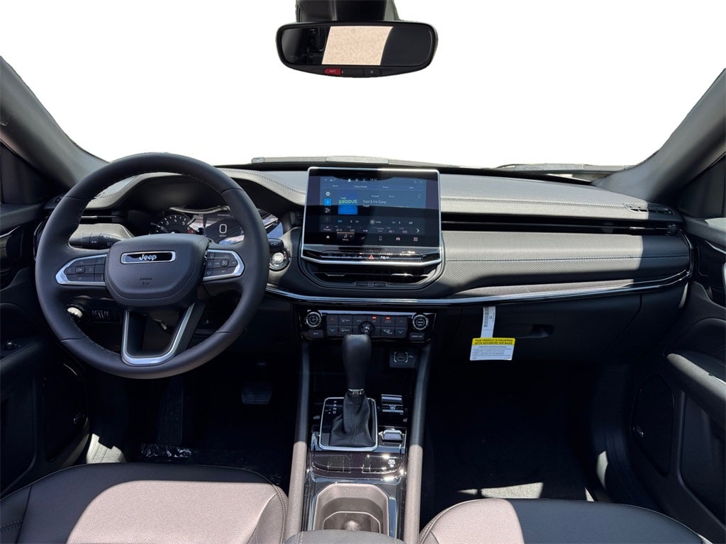 2025 Jeep Compass COMPASS LIMITED 4X4