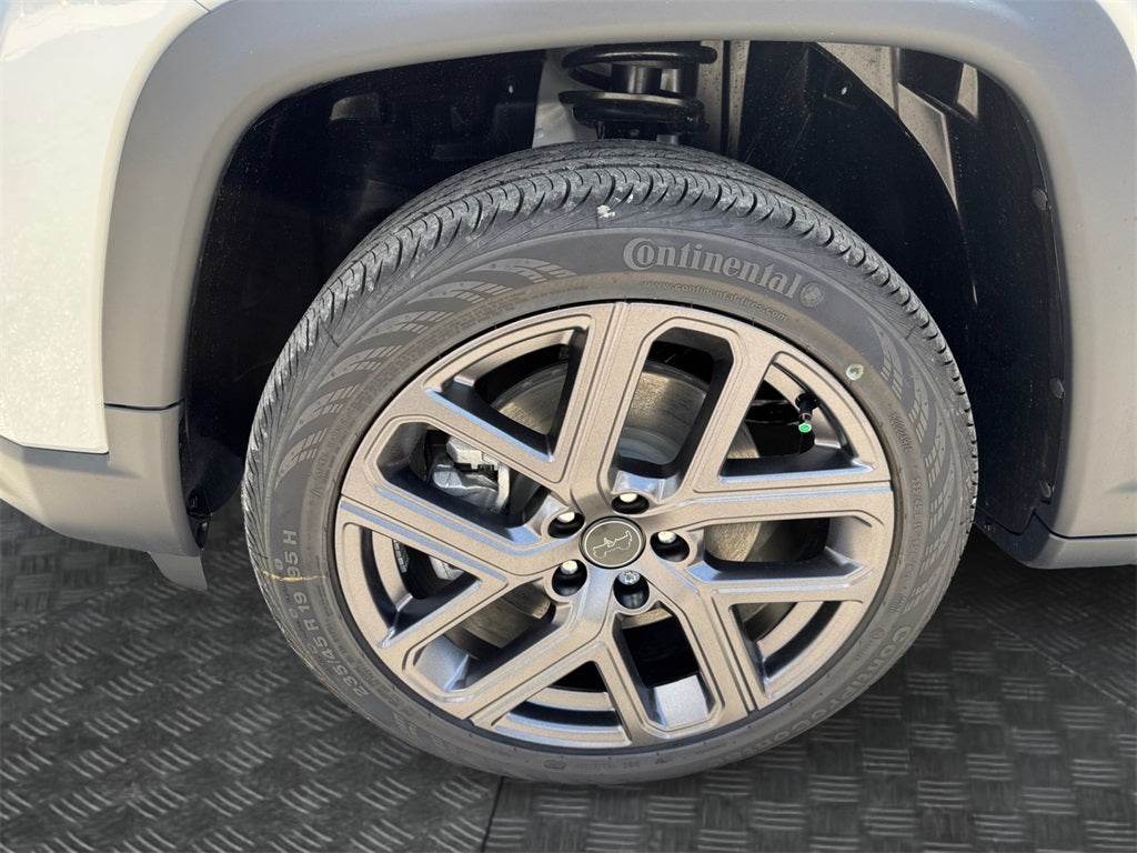 2025 Jeep Compass COMPASS LIMITED 4X4