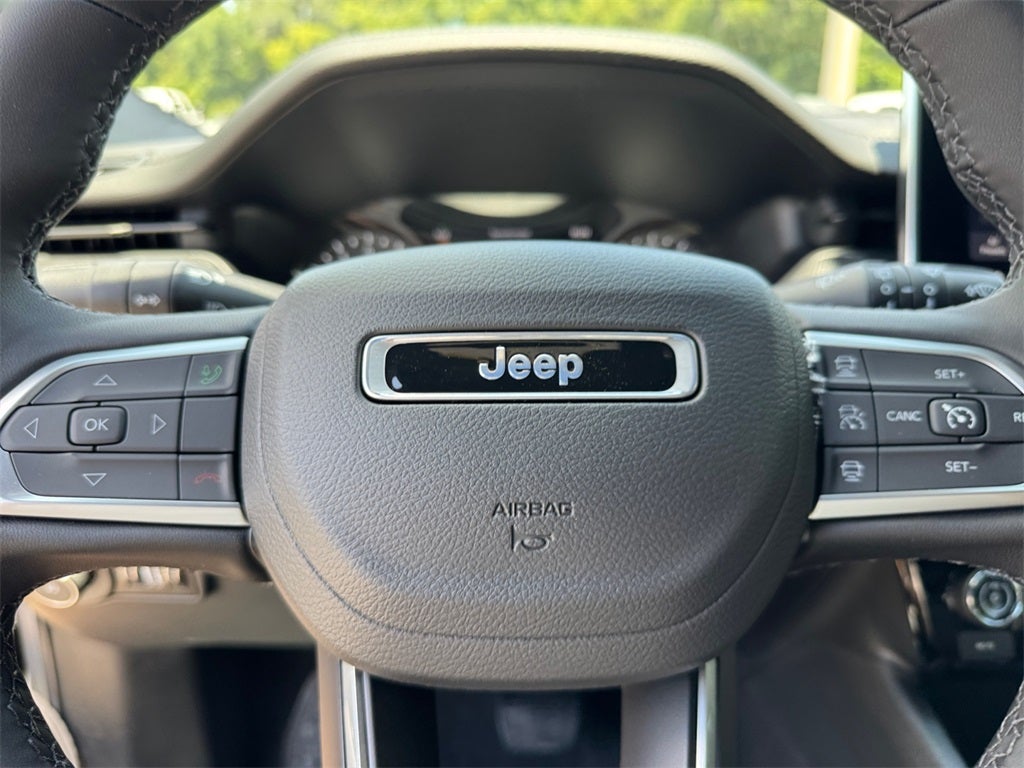 2025 Jeep Compass COMPASS LIMITED 4X4