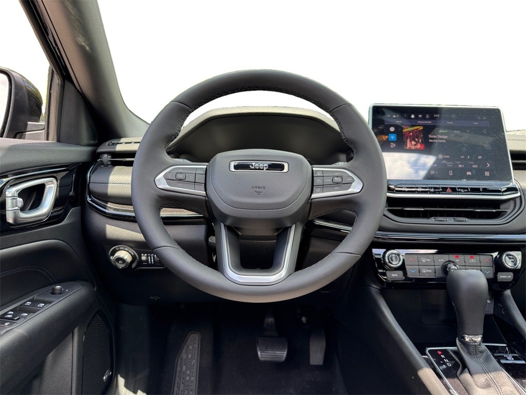 2025 Jeep Compass COMPASS LIMITED 4X4