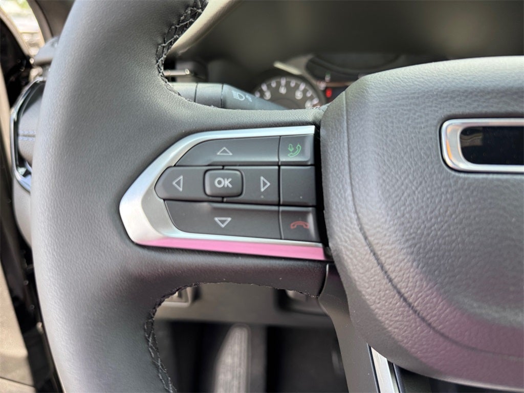 2025 Jeep Compass COMPASS LIMITED 4X4