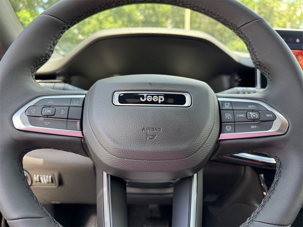 2025 Jeep Compass COMPASS LIMITED 4X4