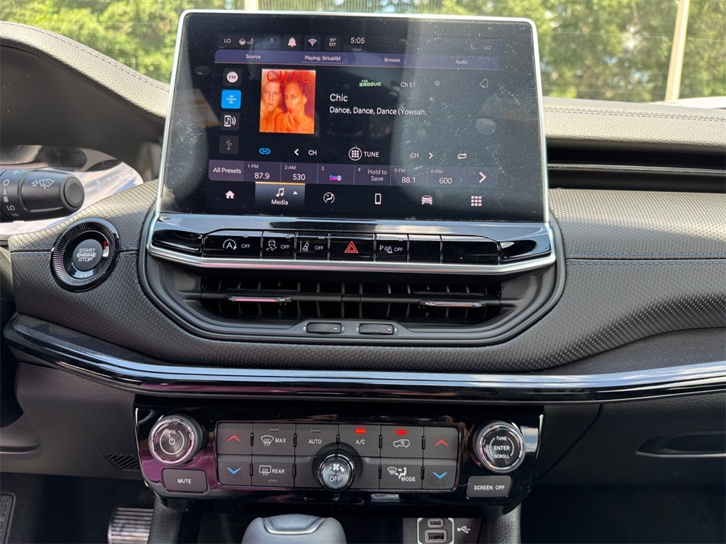 2025 Jeep Compass COMPASS LIMITED 4X4