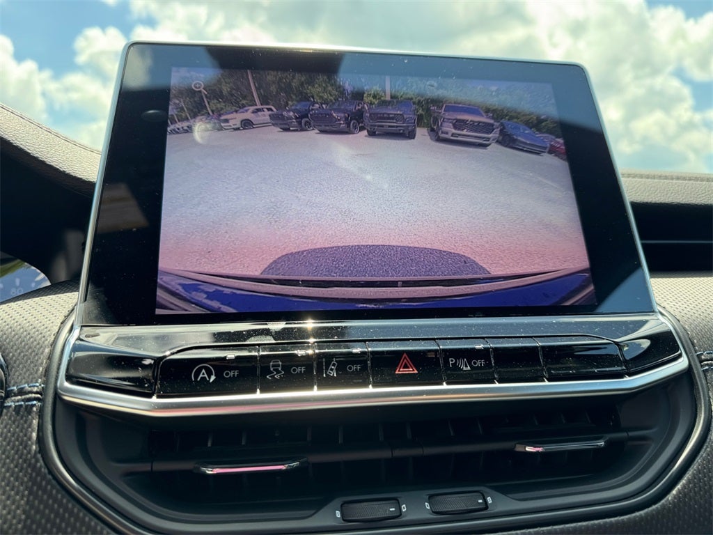 2025 Jeep Compass COMPASS LIMITED 4X4