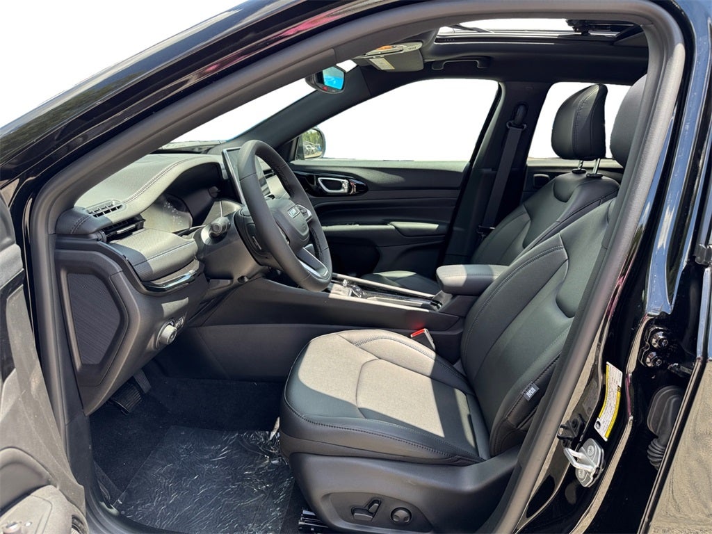 2025 Jeep Compass COMPASS LIMITED 4X4