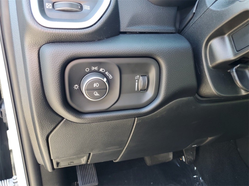 2026 RAM Ram 3500 RAM 3500 BIG HORN CREW CAB 4X4 6'4' BOX