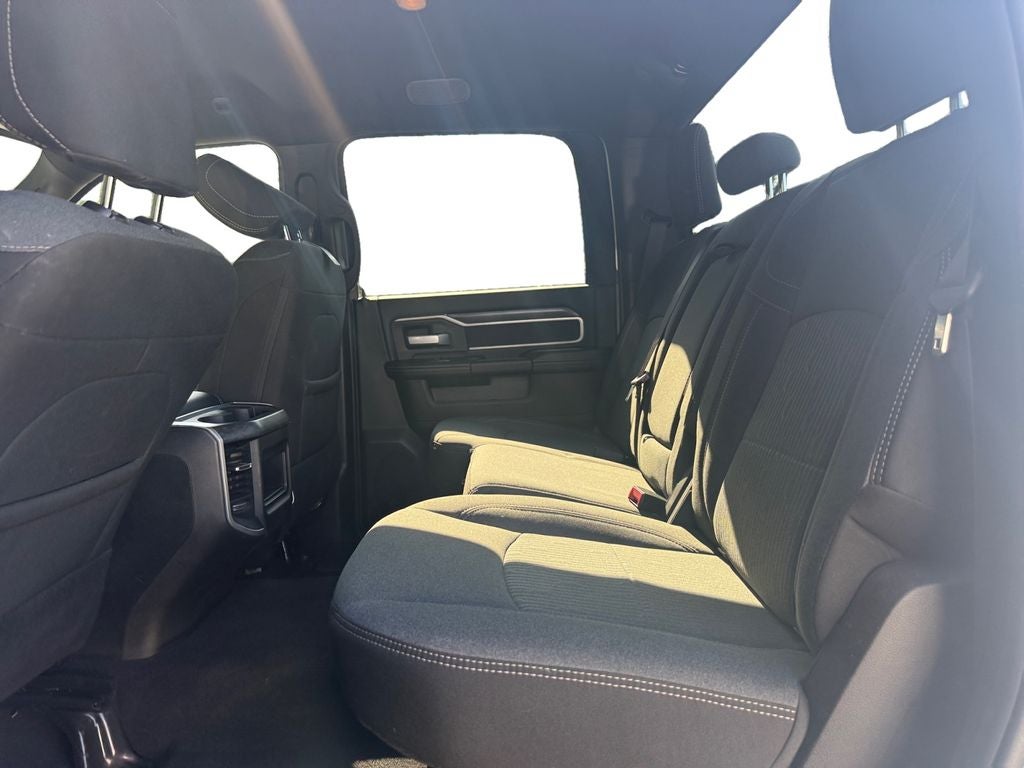 2024 RAM 3500 Big Horn Crew Cab 4x4 8' Box