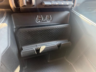 2024 RAM 3500 Big Horn Crew Cab 4x4 8' Box