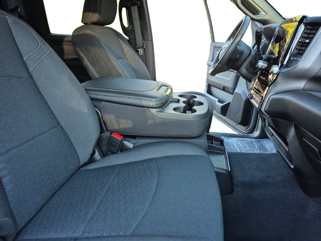 2027 RAM Ram 2500 RAM 2500 BLACK EXPRESS CREW CAB 4X4 6'4' BOX