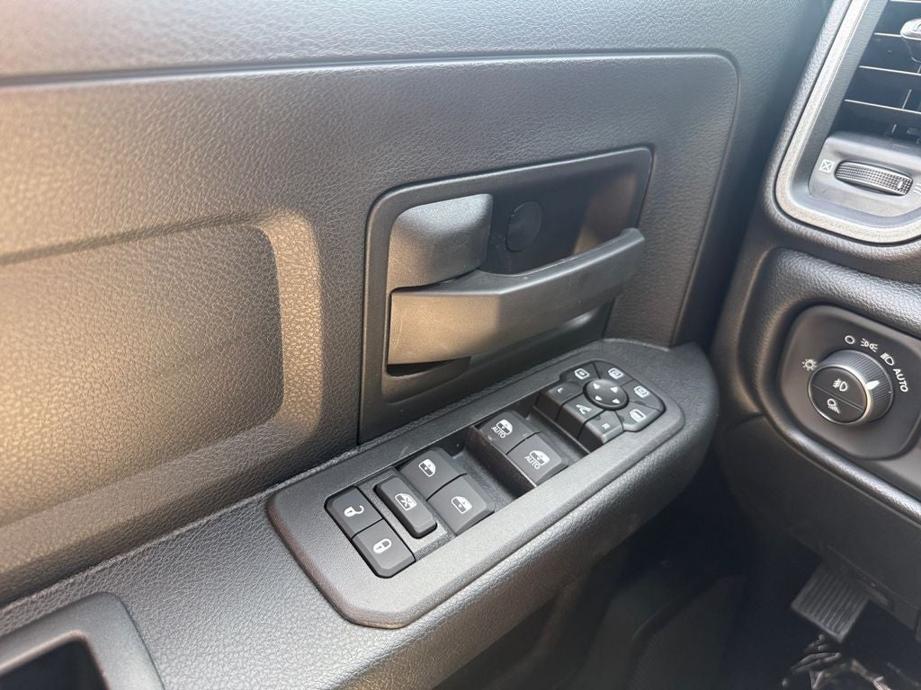 2027 RAM 2500 Black Express