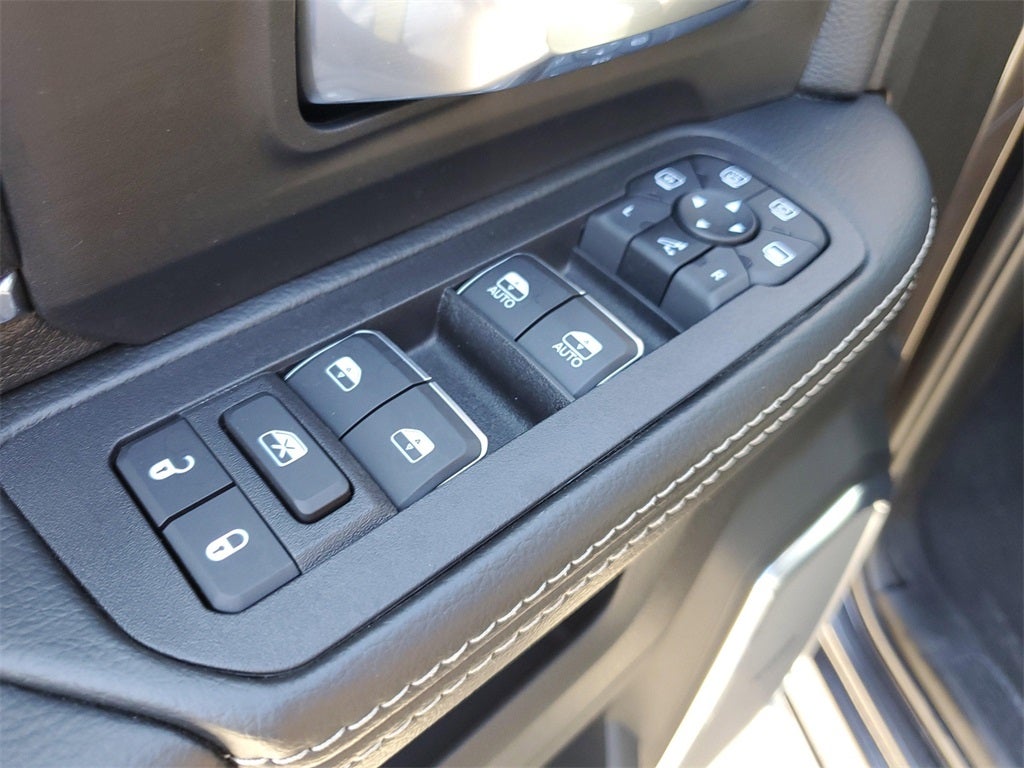 2025 RAM Ram 2500 RAM 2500 LARAMIE MEGA CAB 4X4 6'4' BOX