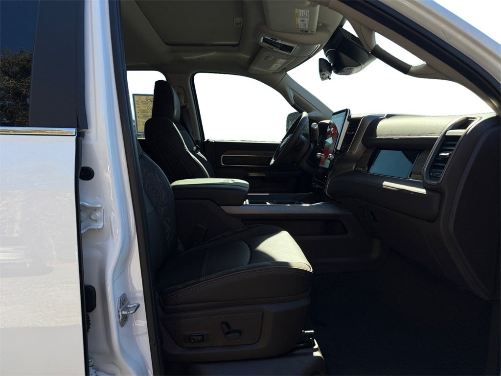 2026 RAM Ram 2500 RAM 2500 LIMITED LONGHORN CREW CAB 4X4 6'4' BOX