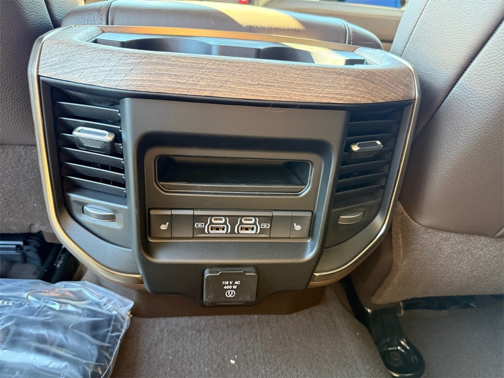 2025 RAM Ram 2500 RAM 2500 LIMITED LONGHORN CREW CAB 4X4 6'4' BOX