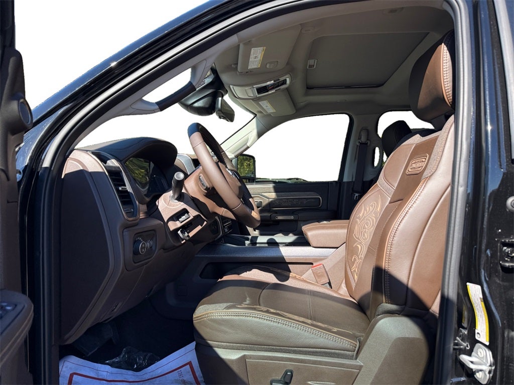 2025 RAM Ram 2500 RAM 2500 LIMITED LONGHORN CREW CAB 4X4 6'4' BOX