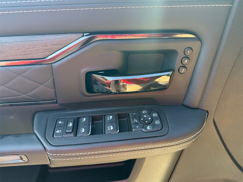 2026 RAM Ram 2500 RAM 2500 LIMITED CREW CAB 4X4 6'4' BOX