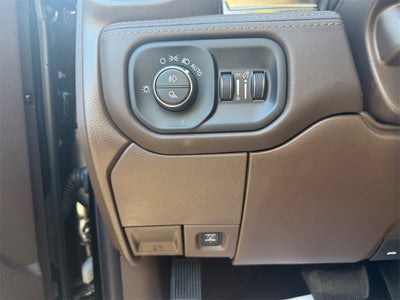 2025 RAM Ram 2500 RAM 2500 LIMITED LONGHORN CREW CAB 4X4 6'4' BOX