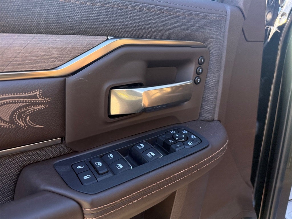 2025 RAM Ram 2500 RAM 2500 LIMITED LONGHORN CREW CAB 4X4 6'4' BOX