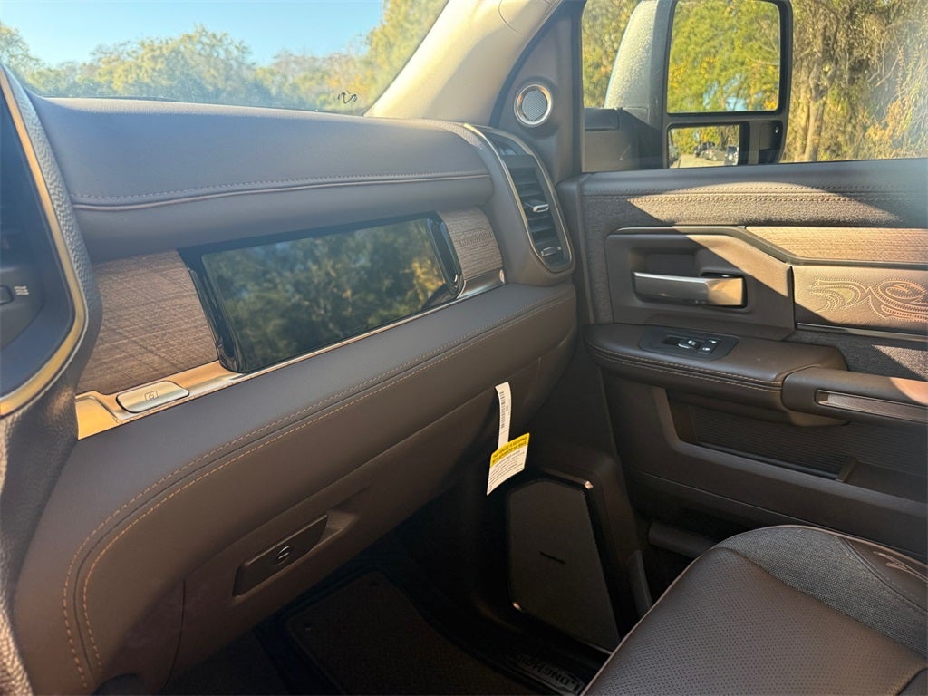 2025 RAM Ram 2500 RAM 2500 LIMITED LONGHORN CREW CAB 4X4 6'4' BOX