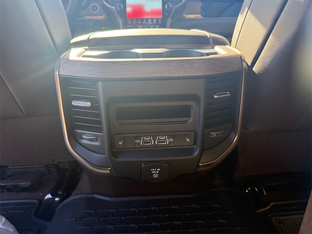 2025 RAM Ram 2500 RAM 2500 LIMITED LONGHORN CREW CAB 4X4 6'4' BOX