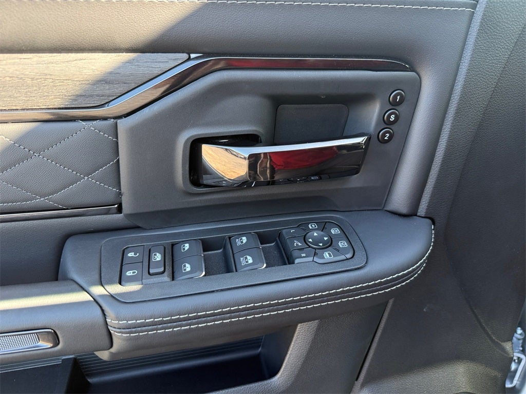 2026 RAM Ram 2500 RAM 2500 LIMITED CREW CAB 4X4 6'4' BOX