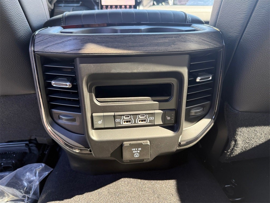 2026 RAM Ram 2500 RAM 2500 LIMITED CREW CAB 4X4 6'4' BOX