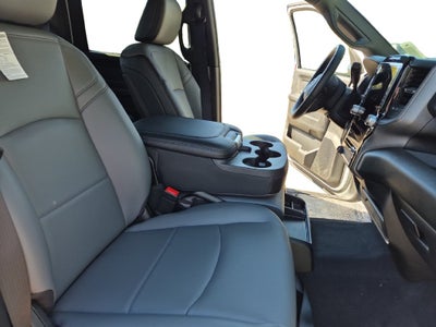 2027 RAM Ram 3500 RAM 3500 TRADESMAN CREW CAB 4X4 8' BOX