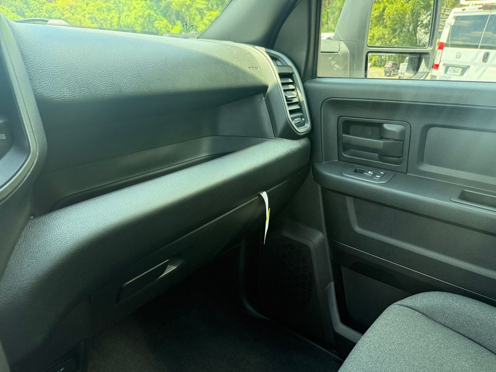 2026 RAM Ram 3500 RAM 3500 TRADESMAN CREW CAB 4X4 8' BOX