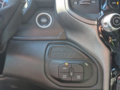 2027 RAM Ram 3500 RAM 3500 TRADESMAN CREW CAB 4X4 8' BOX