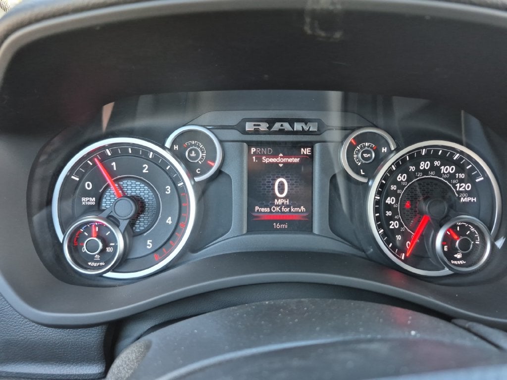 2027 RAM Ram 3500 RAM 3500 BIG HORN CREW CAB 4X4 8' BOX
