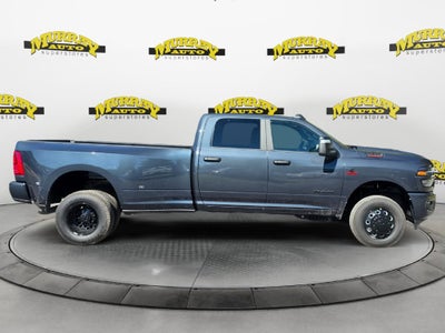 2027 RAM Ram 3500 RAM 3500 BIG HORN CREW CAB 4X4 8' BOX