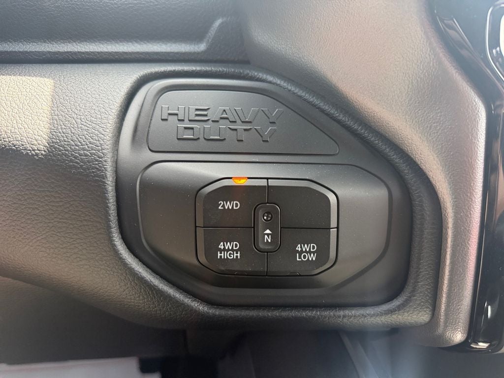 2026 RAM Ram 3500 RAM 3500 BIG HORN CREW CAB 4X4 8' BOX