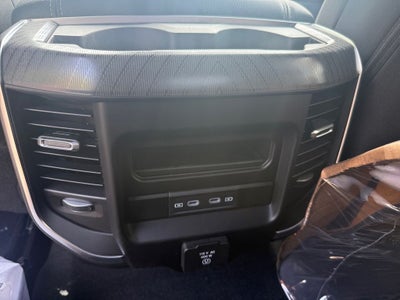 2026 RAM Ram 3500 RAM 3500 BIG HORN CREW CAB 4X4 8' BOX