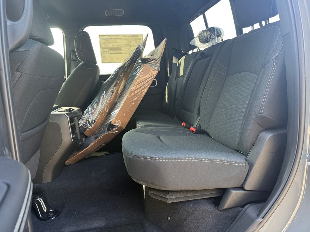2026 RAM Ram 3500 RAM 3500 BIG HORN CREW CAB 4X4 8' BOX