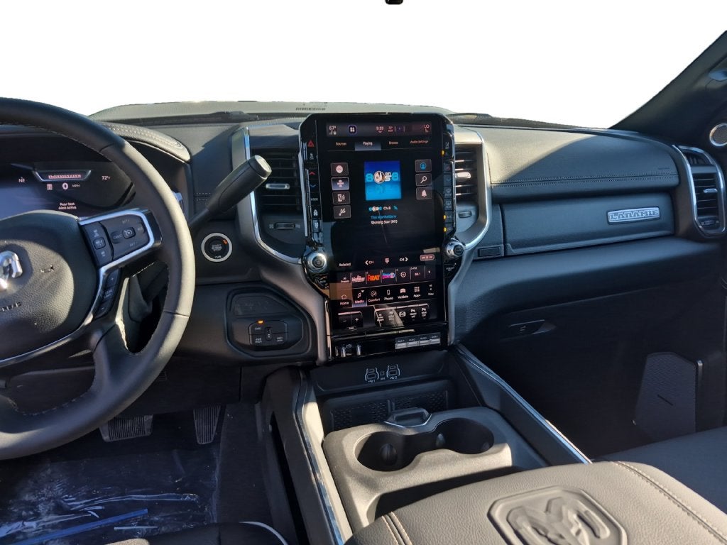 2027 RAM Ram 3500 RAM 3500 LARAMIE CREW CAB 4X4 8' BOX