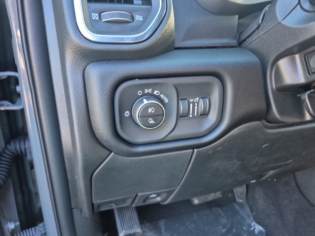 2027 RAM Ram 3500 RAM 3500 LARAMIE CREW CAB 4X4 8' BOX